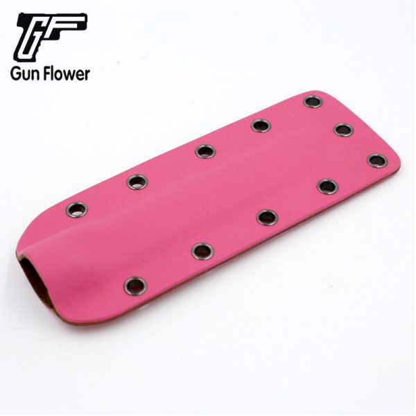 Funda de cuchillo Kydex en el interior de cuero